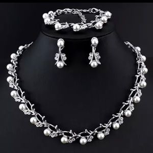 Fashion Jewelry  | 3 Piece Set Bridal Jewelry | Imitation Pearl/Silver Set